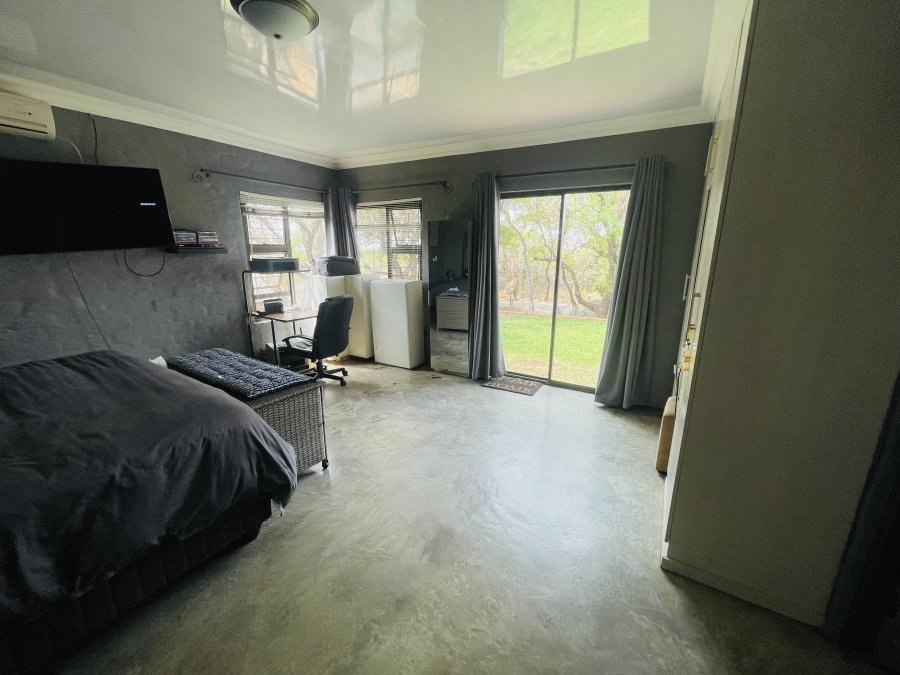 4 Bedroom Property for Sale in Silver Creek Gorge Estate North West